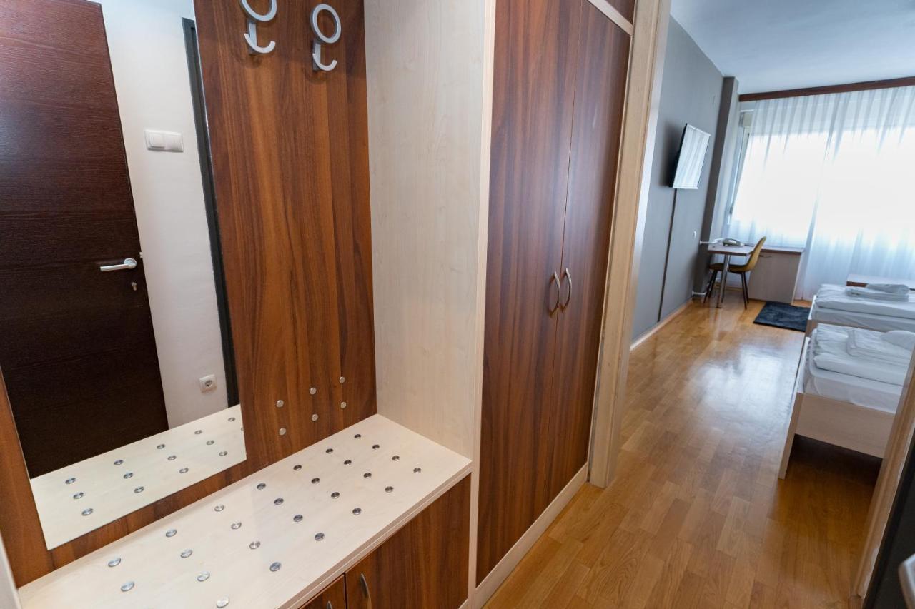ביילובאר Artearia Hotel מראה חיצוני תמונה