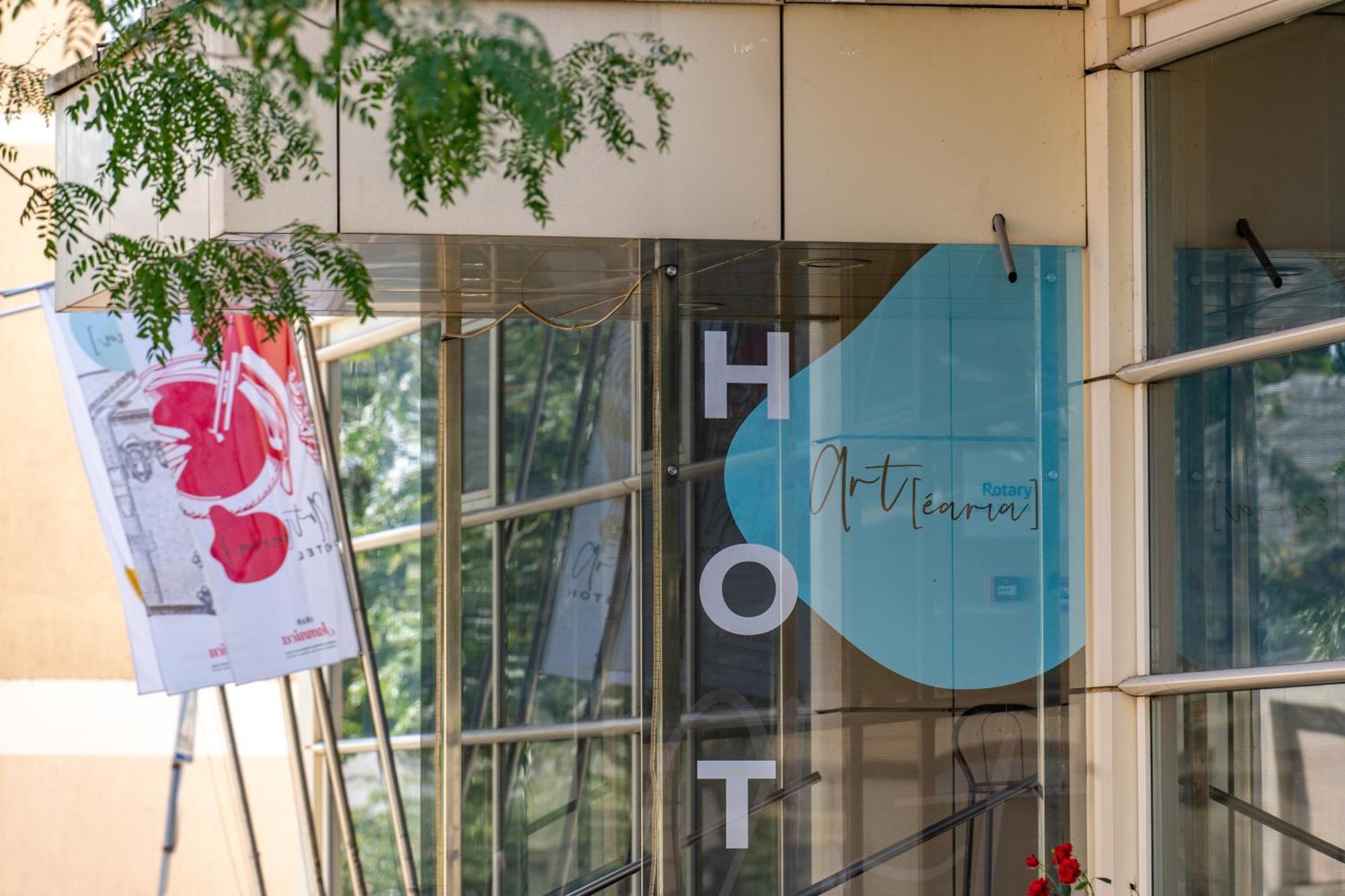 ביילובאר Artearia Hotel מראה חיצוני תמונה