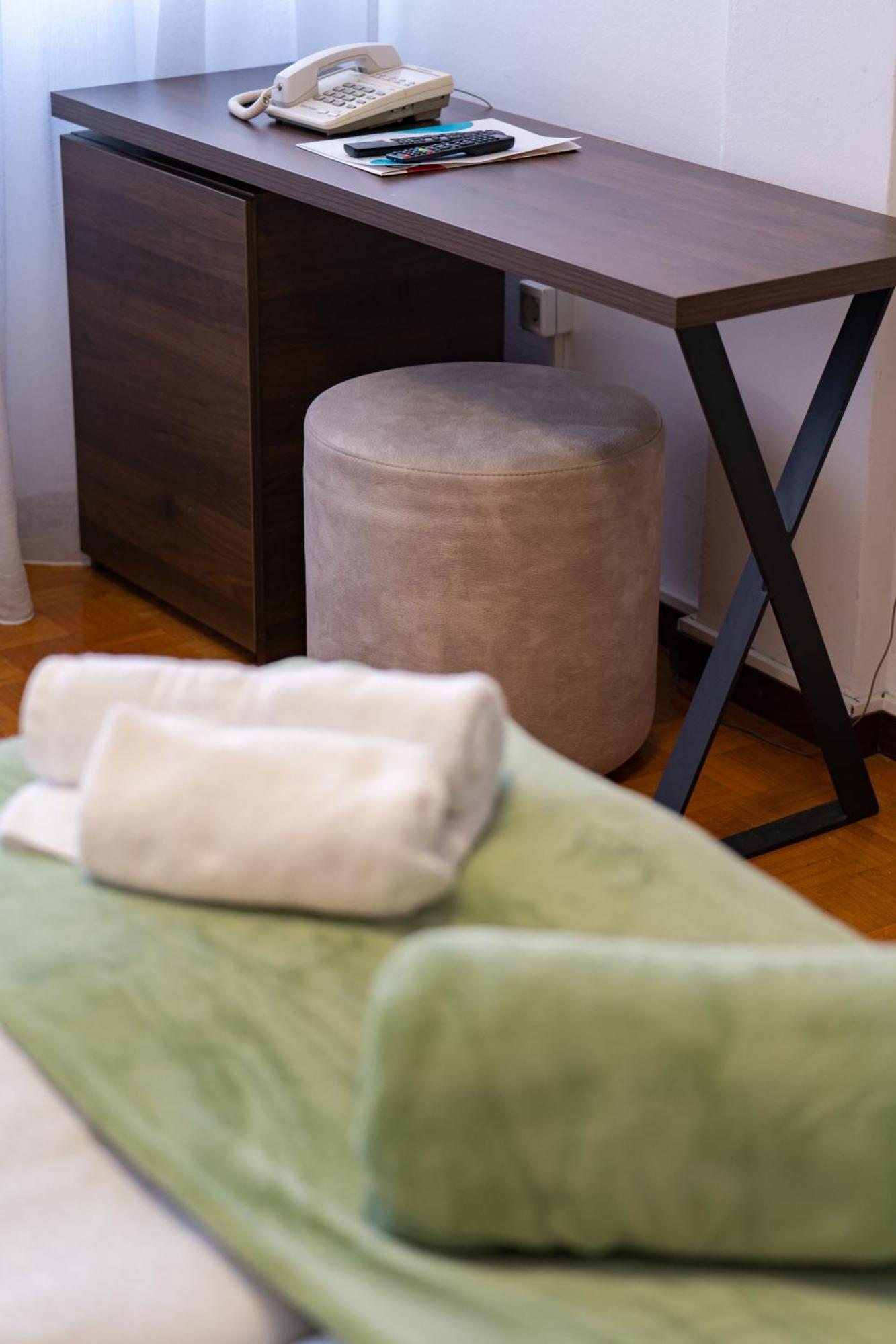 ביילובאר Artearia Hotel מראה חיצוני תמונה