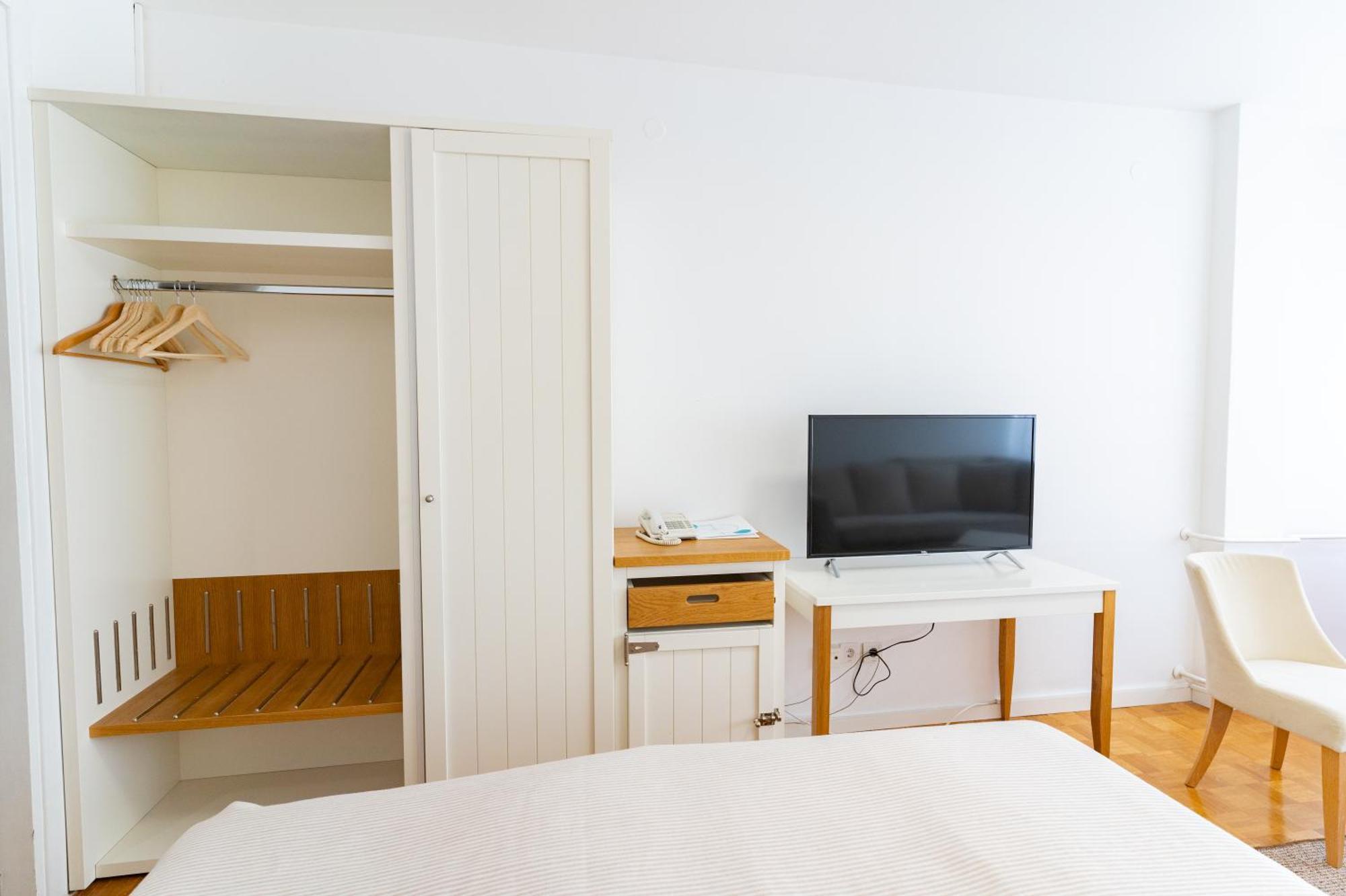 ביילובאר Artearia Hotel מראה חיצוני תמונה
