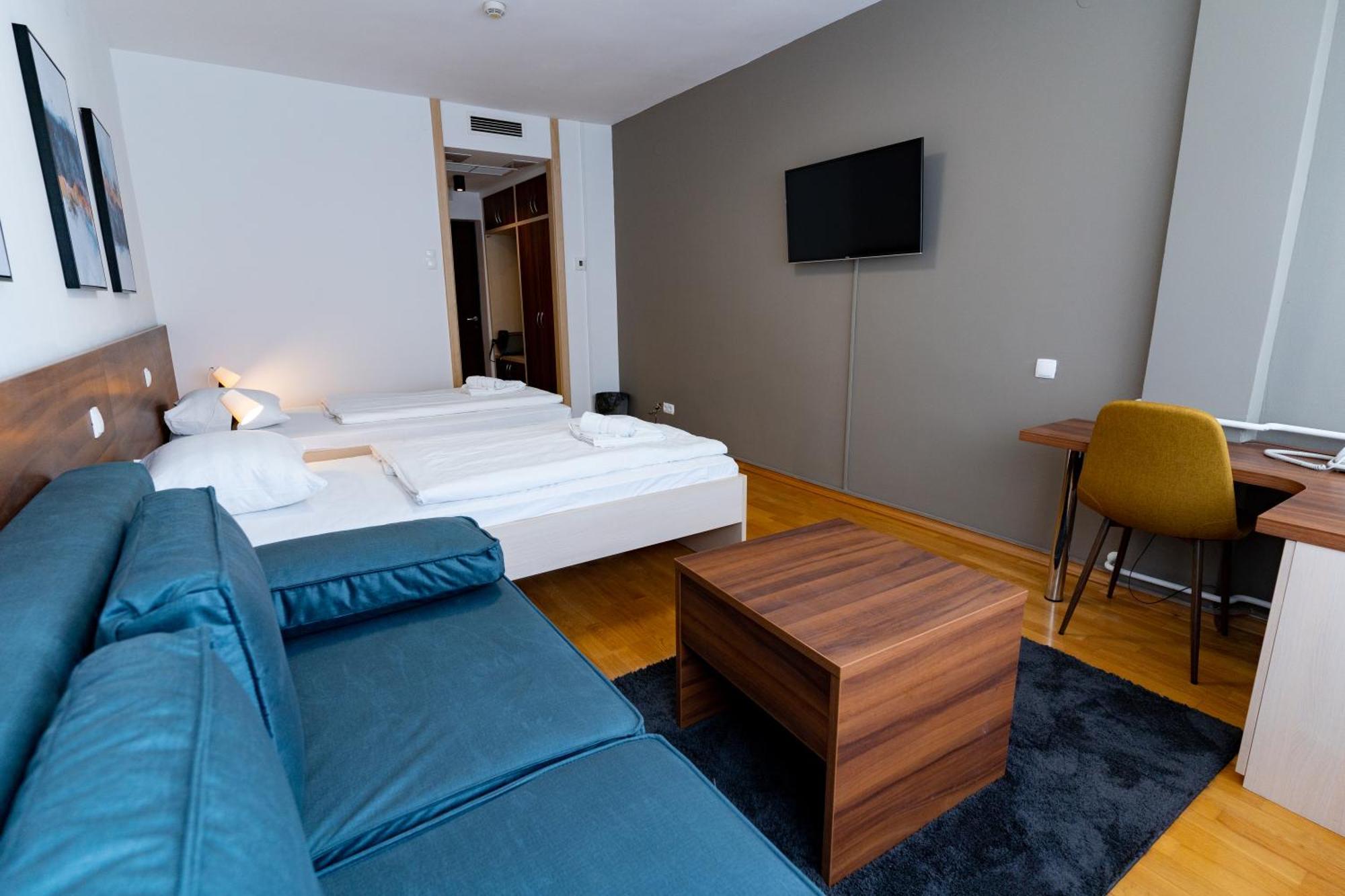 ביילובאר Artearia Hotel מראה חיצוני תמונה