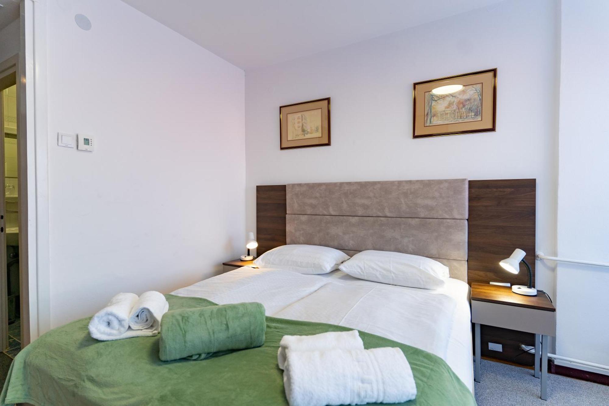 ביילובאר Artearia Hotel מראה חיצוני תמונה