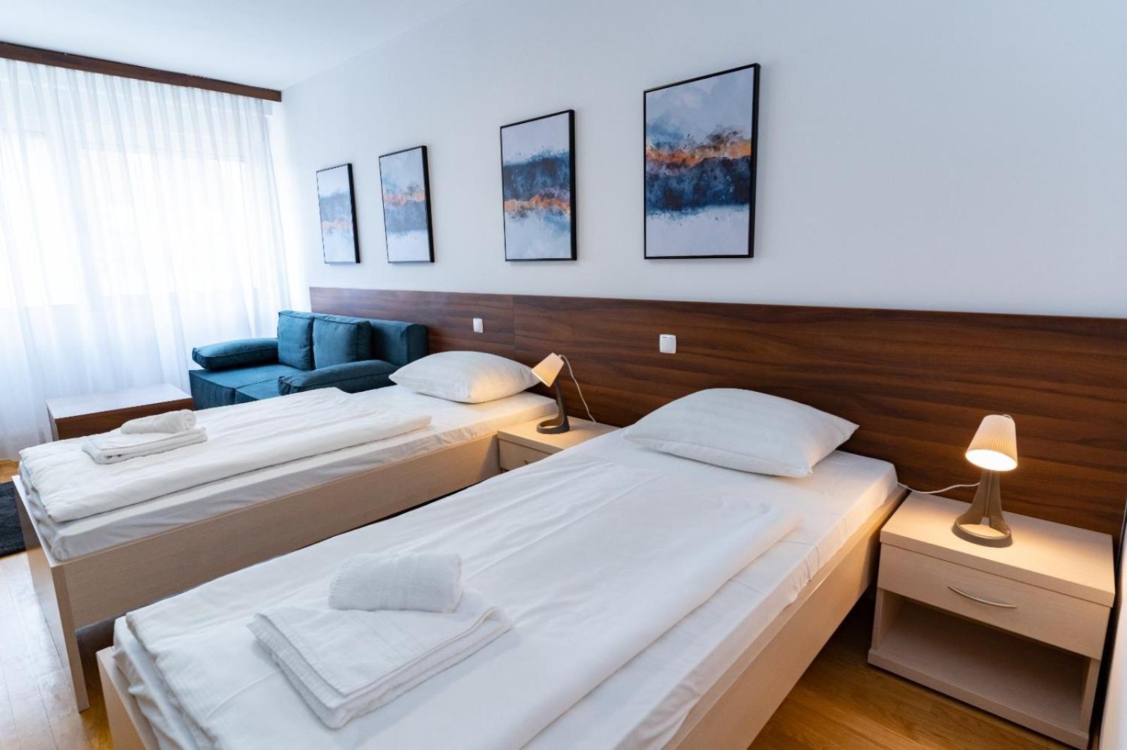 ביילובאר Artearia Hotel מראה חיצוני תמונה