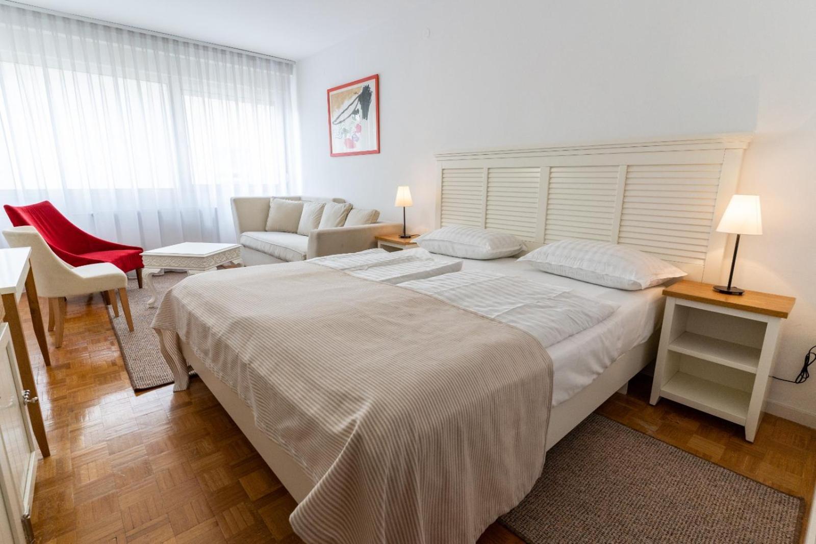 ביילובאר Artearia Hotel מראה חיצוני תמונה